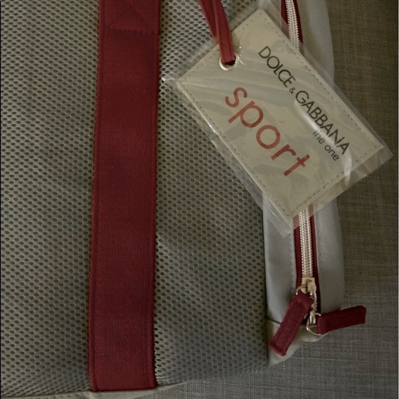 đź’ĄDolce & Gabbana Sport Gym Weekender Duffle Bag Dolce Parfum Promotional Item - Picture 3 of 5